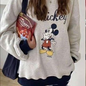 Mickey Mouse Winter Sweat Shirt